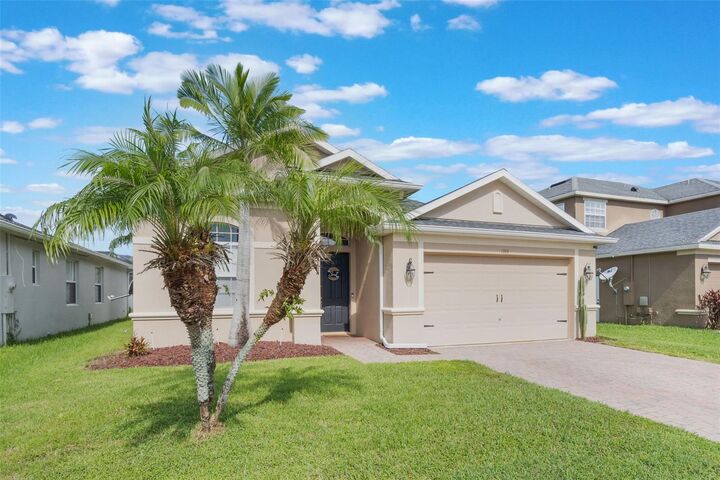 Property Photo:  1353 Periwinkle Blue Way  FL 32766 