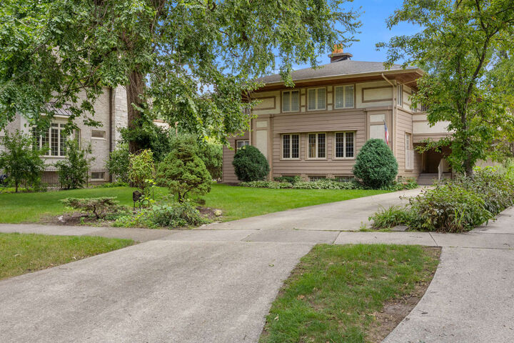 Property Photo: 260 Maplewood Road IL 60546