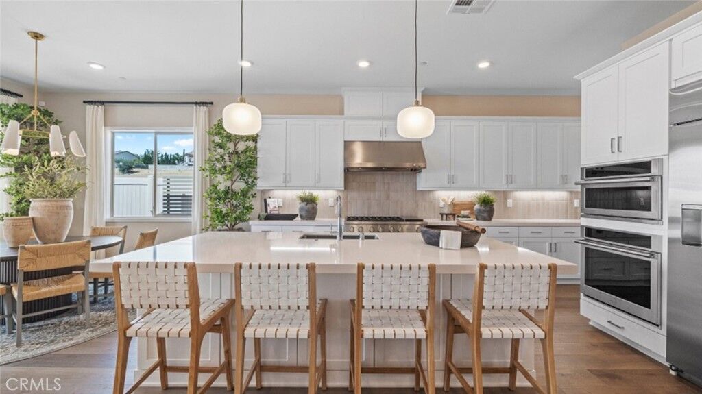 Property Photo: 29503 Corte Azulejo CA 91354