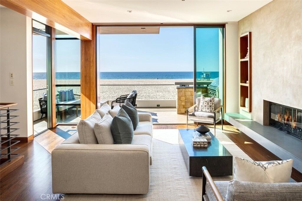 Property Photo: 732 The Strand CA 90254