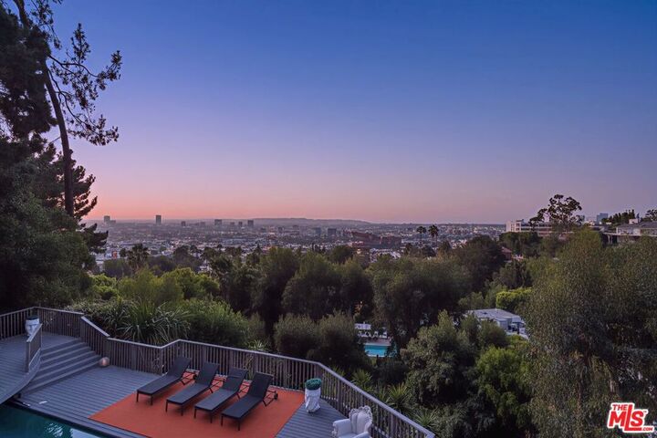 Property Photo:  1344 Belfast Drive  CA 90069 