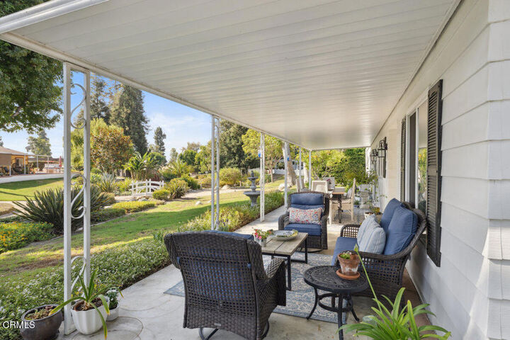 Property Photo: 25 Faulkner Court 25 CA 93003