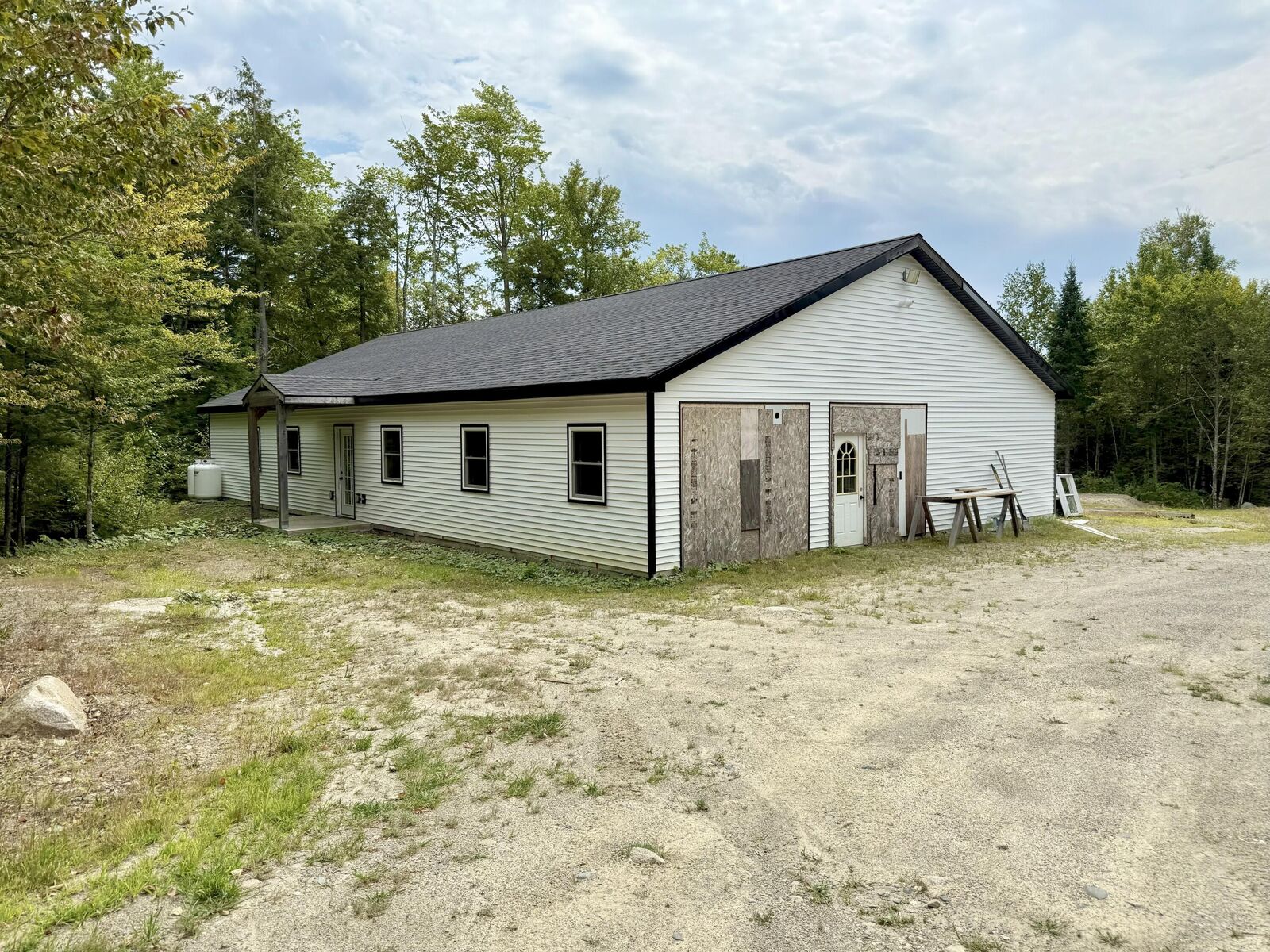 Property Photo:  253 White Point Estates Road  ME 04457 