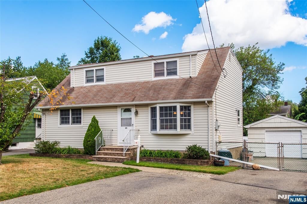 Property Photo:  25 Karen Drive  NJ 07013 