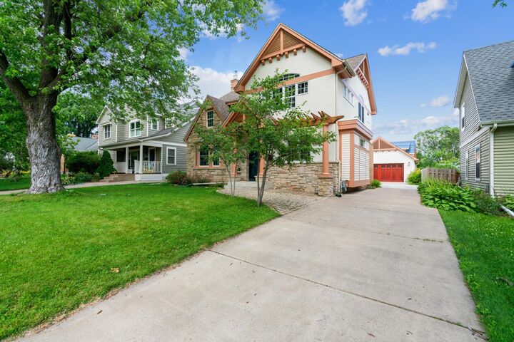 Property Photo:  4013 Natchez Avenue  MN 55416 