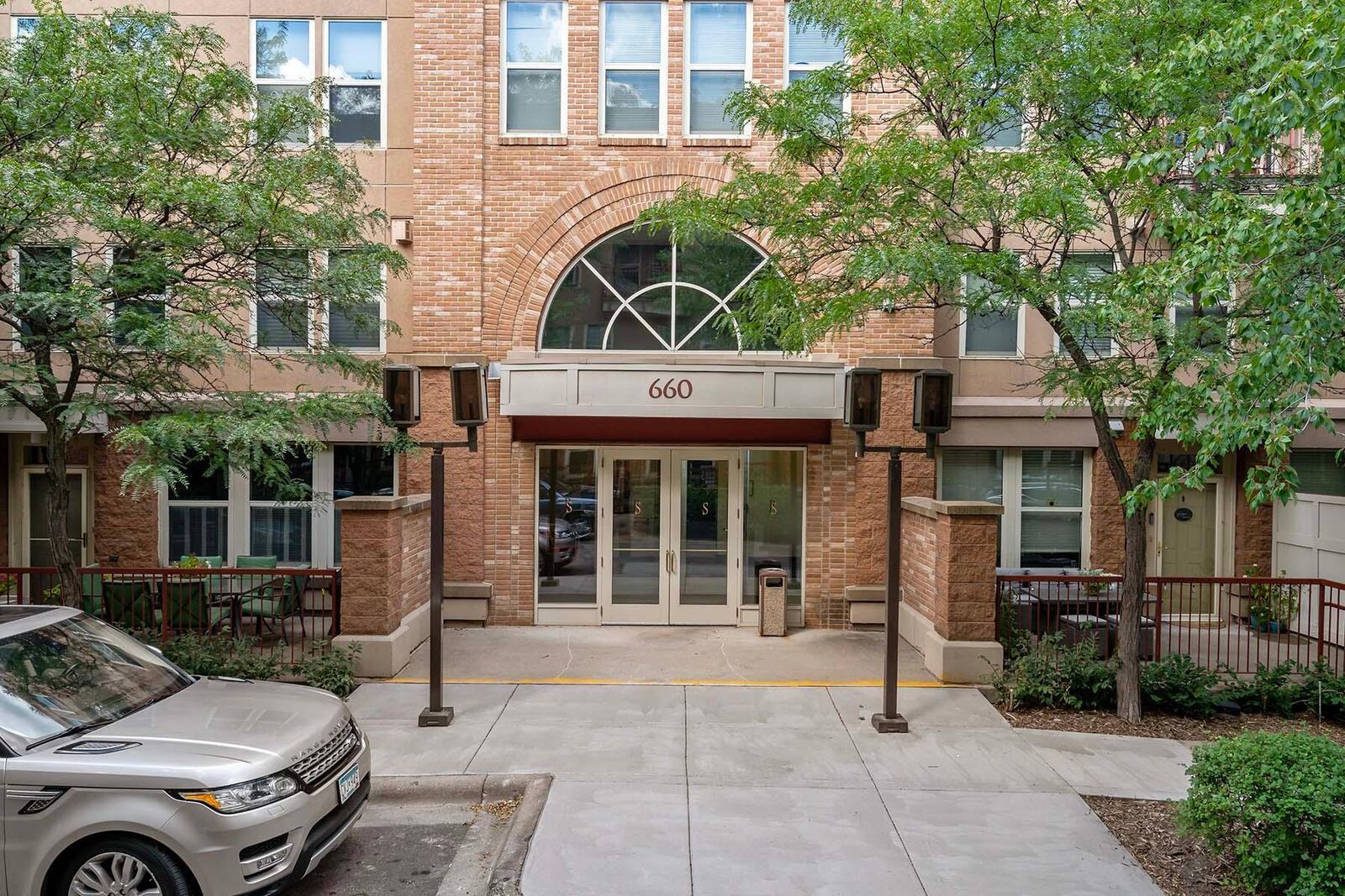 Property Photo:  660 N 2nd Street 304  MN 55401 