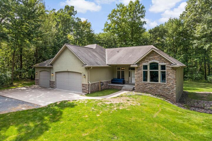 Property Photo: 21860 N Pomroy Avenue N MN 55073
