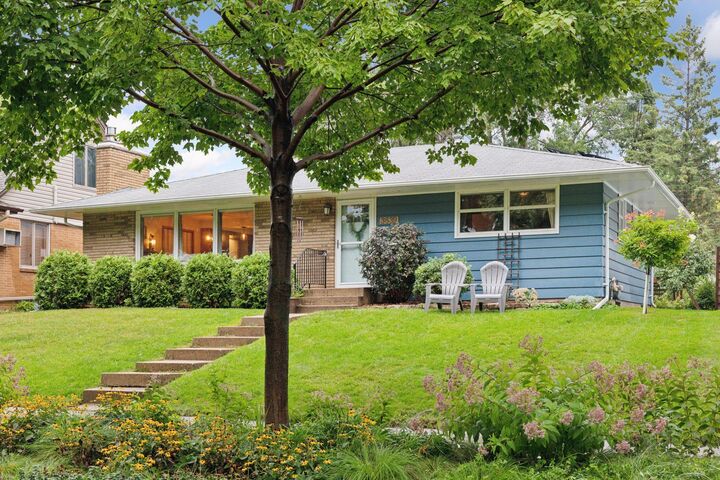 Property Photo:  3639 Lincoln Street NE  MN 55418 