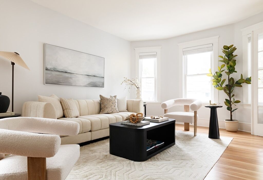 Property Photo:  128 Thorndike Street 2  MA 02474 