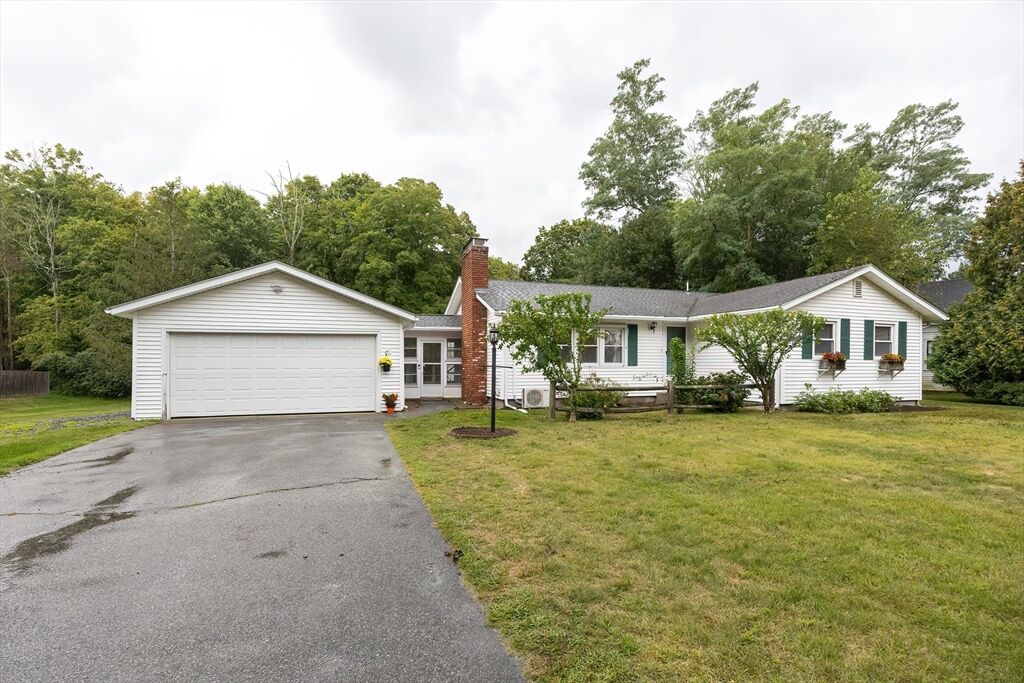 Property Photo:  664 Old Post Rd  MA 02760 