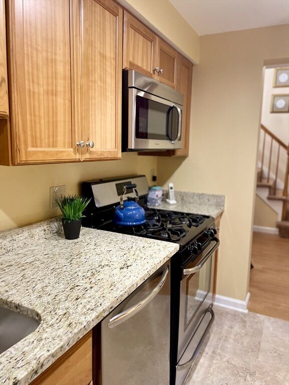 Property Photo:  365 Washington St 4  MA 02062 