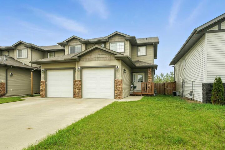 5610 Prairie Ridge Avenue  Blackfalds AB T4M 0C2 photo