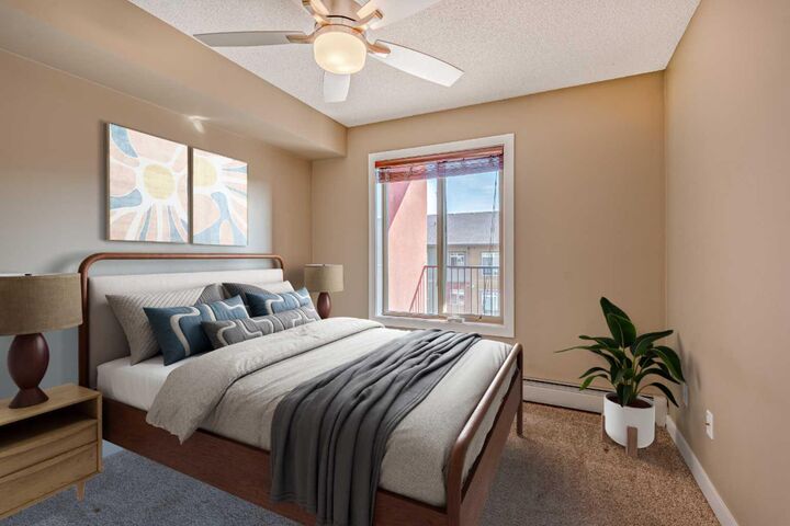Photo de la propriété: 403 Mackenzie Way SW 1407 AB T4B 3E2