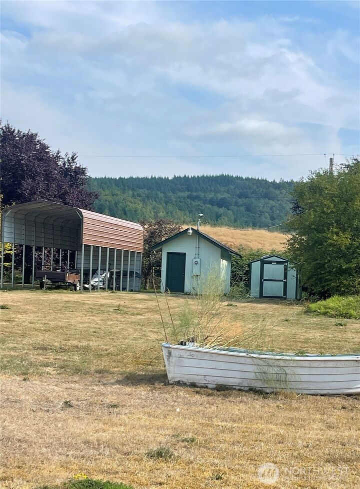 Property Photo: 288982 Highway 101 WA 98376