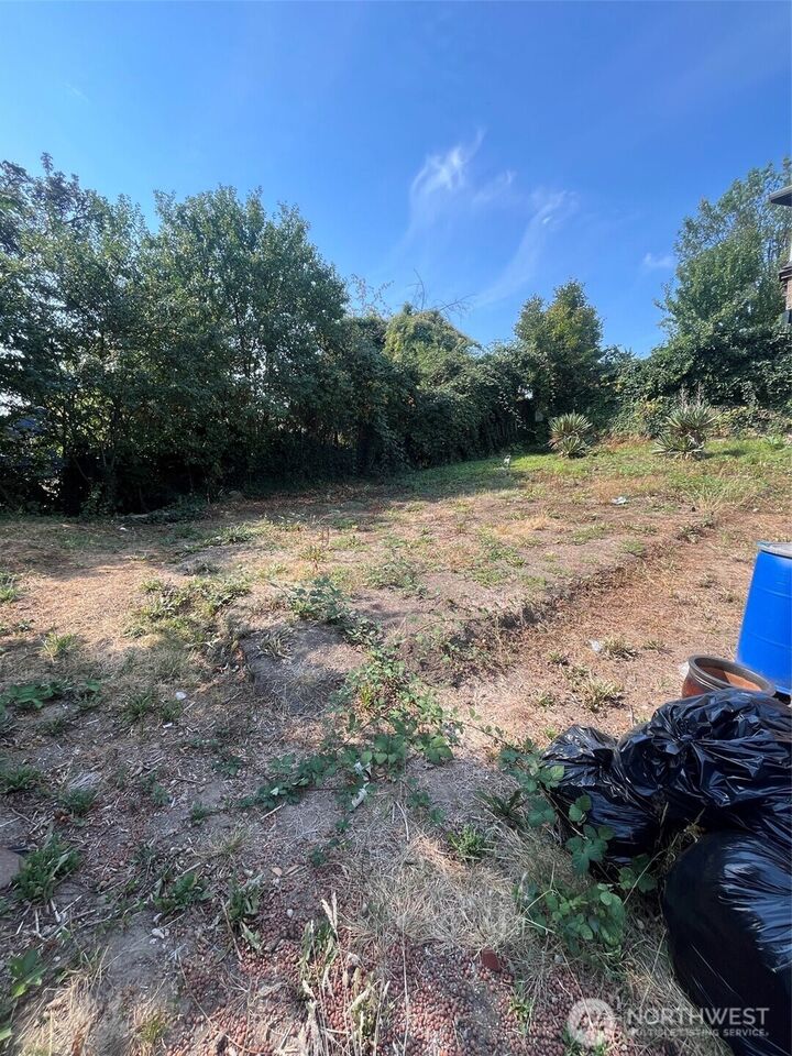 Property Photo: 4833 S Austin Street WA 98118