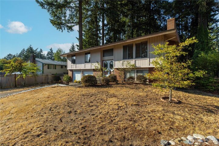Property Photo: 2348 NE Windsor Court WA 98311