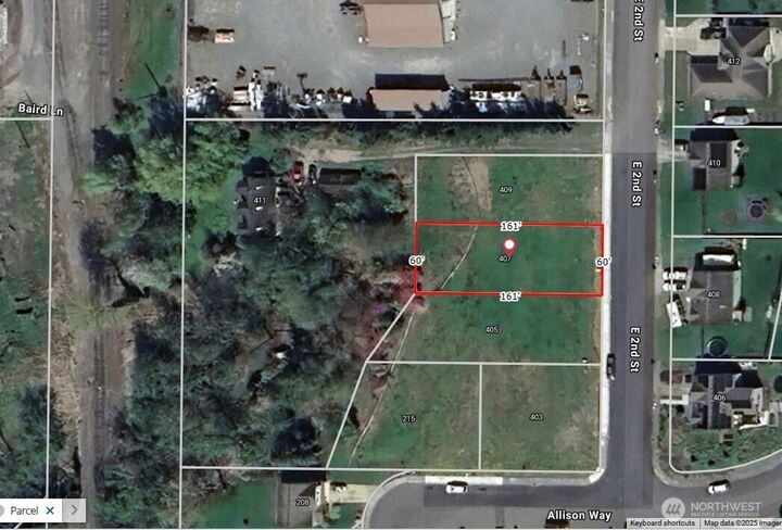 Property Photo: 407 E 2nd Street WA 98276