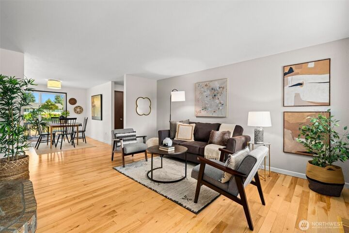 Property Photo: 16014 16th Avenue SW WA 98166