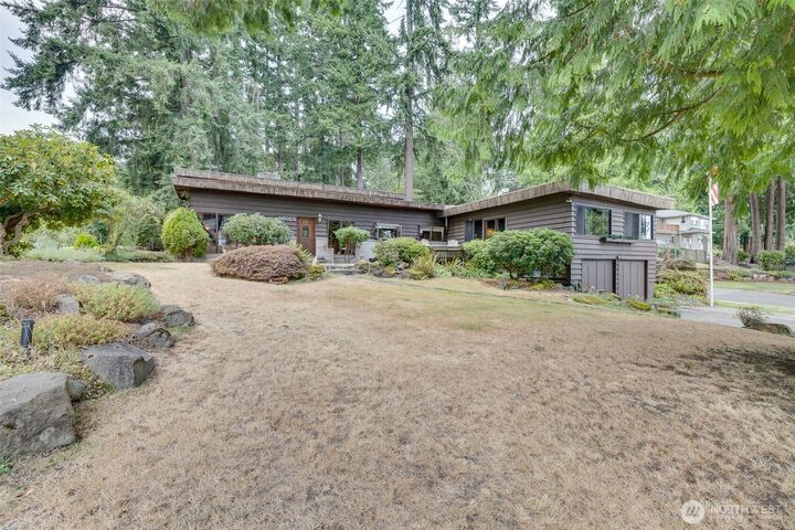 Property Photo: 16023 35th Avenue NE WA 98155