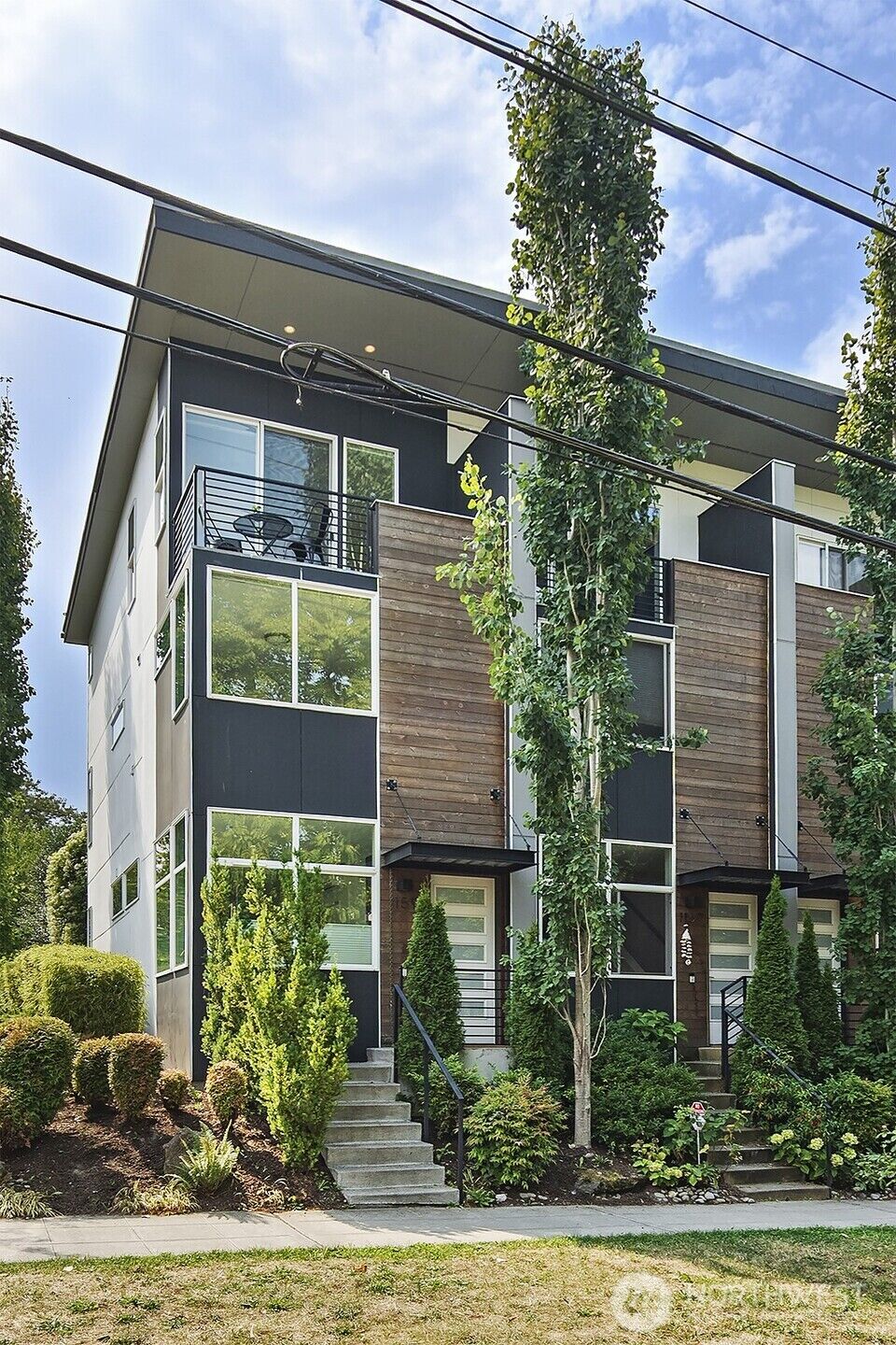 Property Photo:  1159 NE 55th Street  WA 98105 