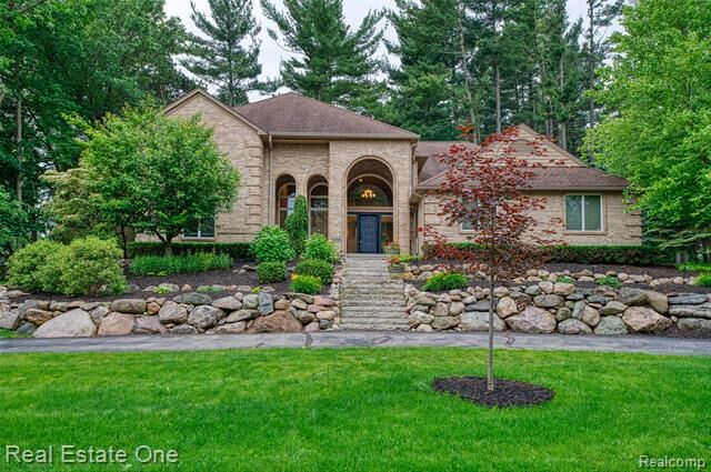 5258 Hidden Pines Drive  Genoa Twp MI 48116 photo