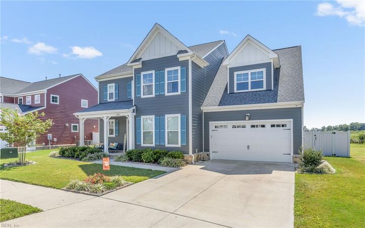 Property Photo:  1009 Strawberry Ct  VA 23435 