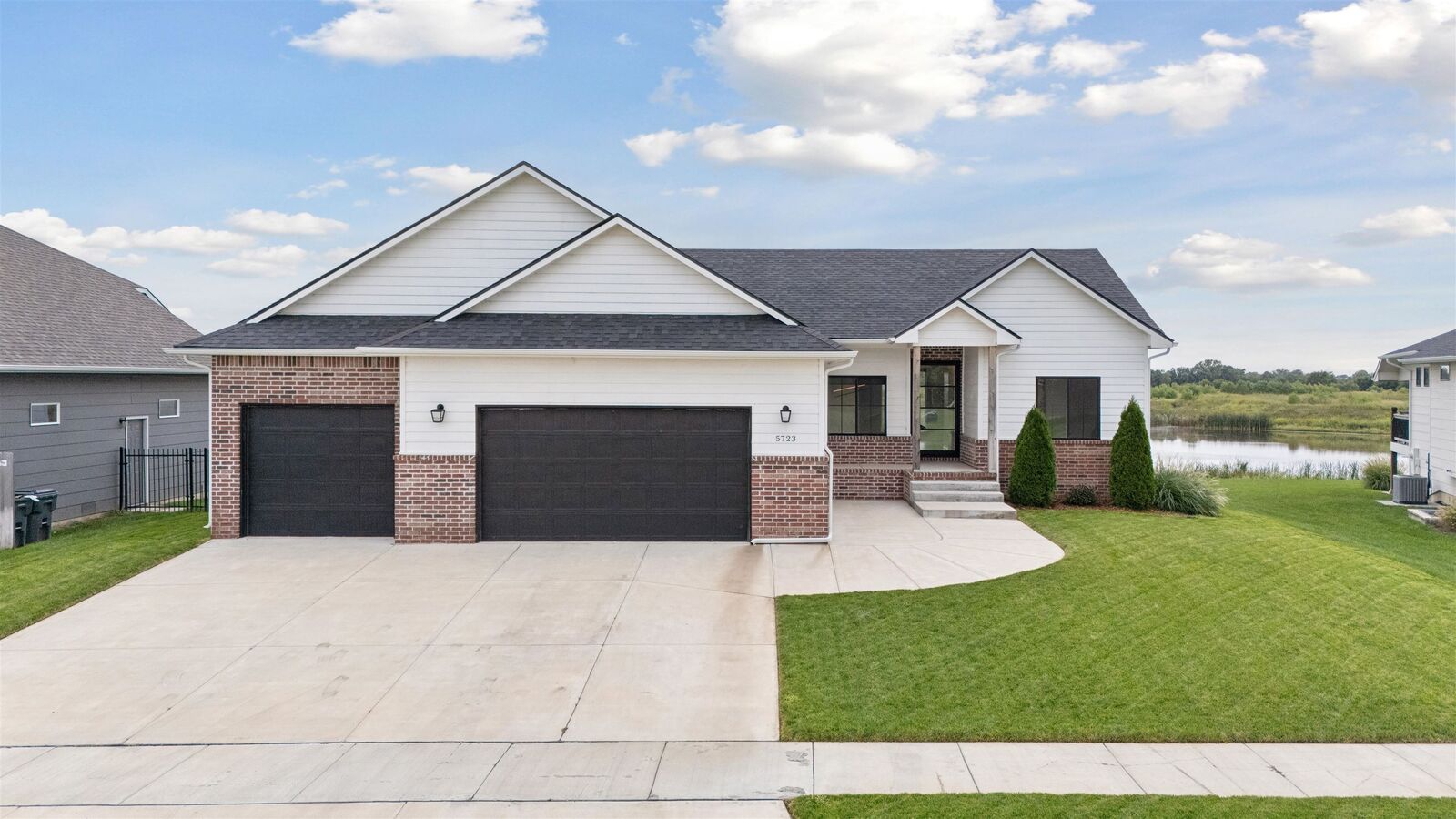 Photo de la propriété:  5723 N Edwards St  KS 67204 