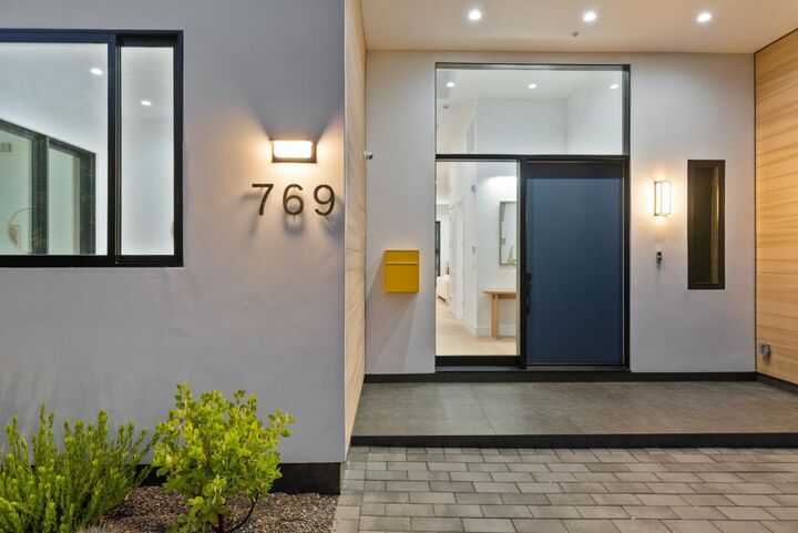Property Photo: 769 Allen Court CA 94303