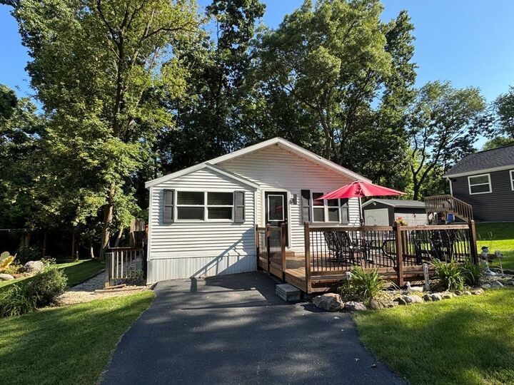 461 Aspen Way  Edgerton WI 53534 photo