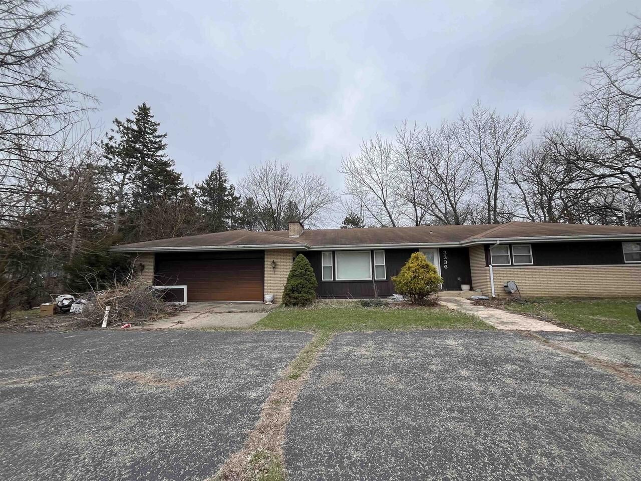 Property Photo:  3336 South Prairie Avenue  WI 53511 