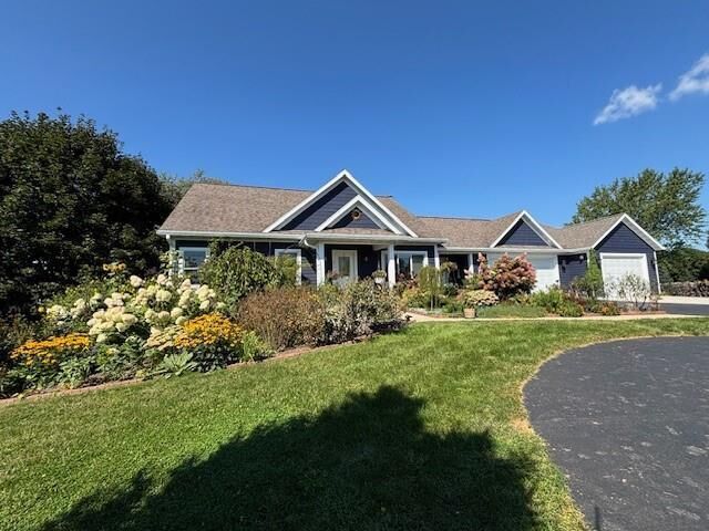 Property Photo: N5942 Cass Court WI 54941