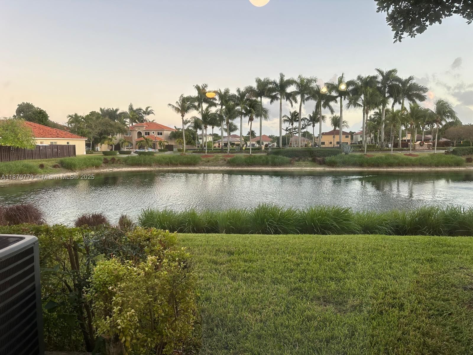 Property Photo:  1555 NE 33rd Rd 104-2  FL 33033 