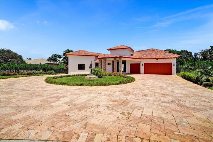 Property Photo: