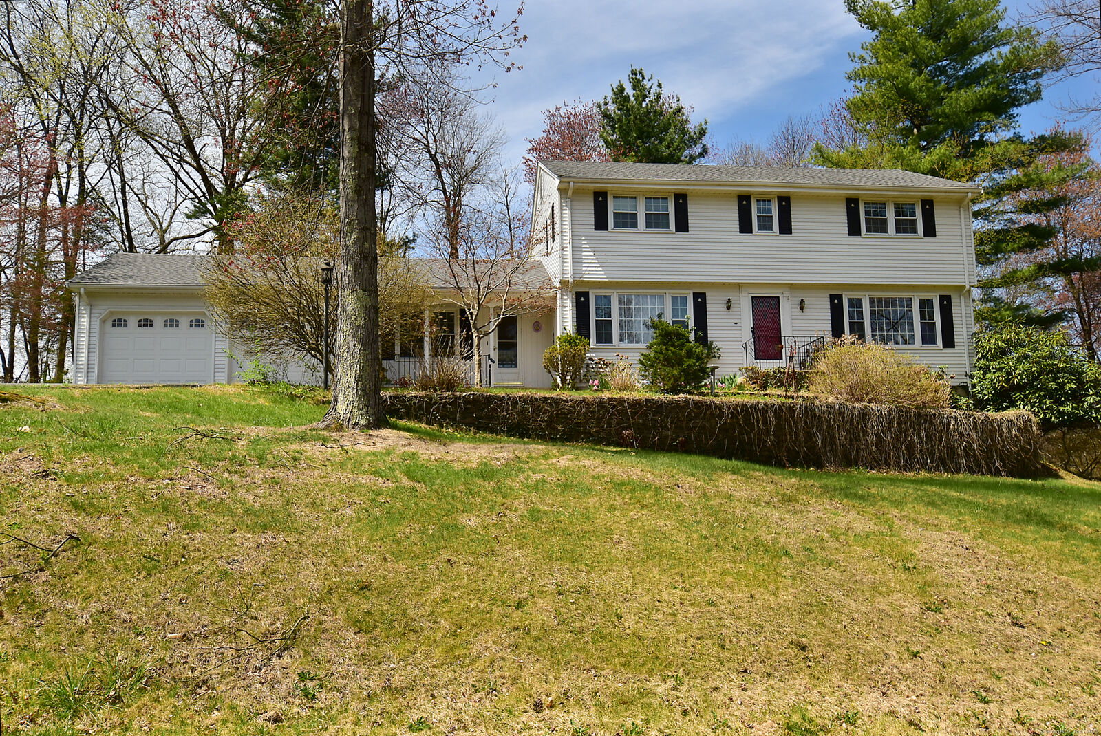 Property Photo:  9 Arnold Drive  CT 06002 