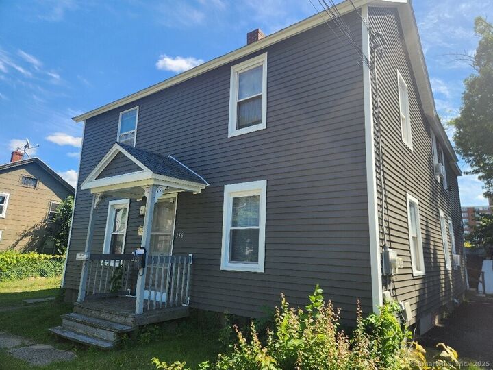 Property Photo:  115 Governor Street  CT 06108 