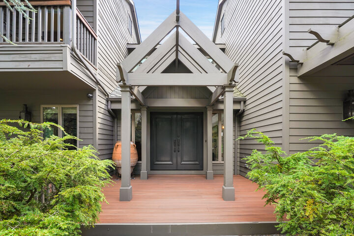 Property Photo:  40 Hermit Lane  CT 06880 