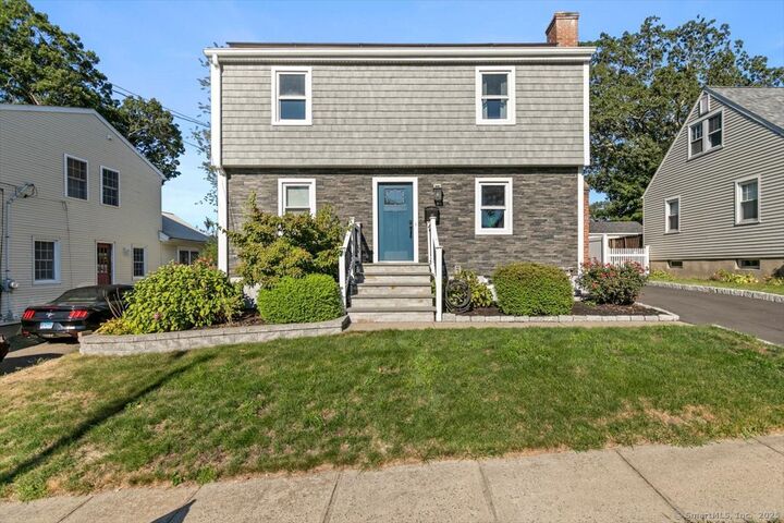 27 South Kerema Avenue  Milford CT 06460 photo
