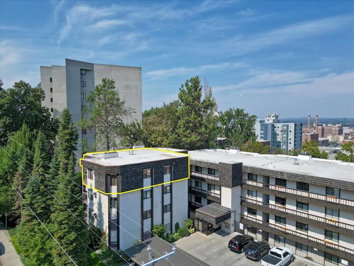 Property Photo: 620 W 7th Ave 401 WA 99204