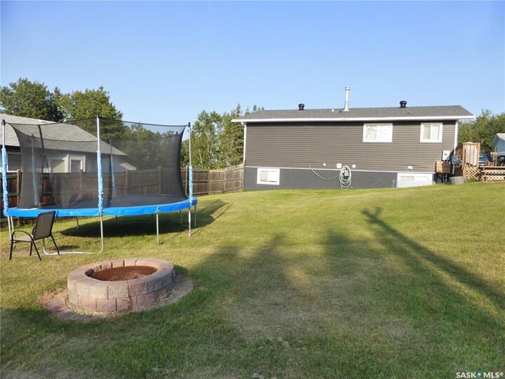 Property Photo:  310 6th Avenue  SK S0M 2G0 