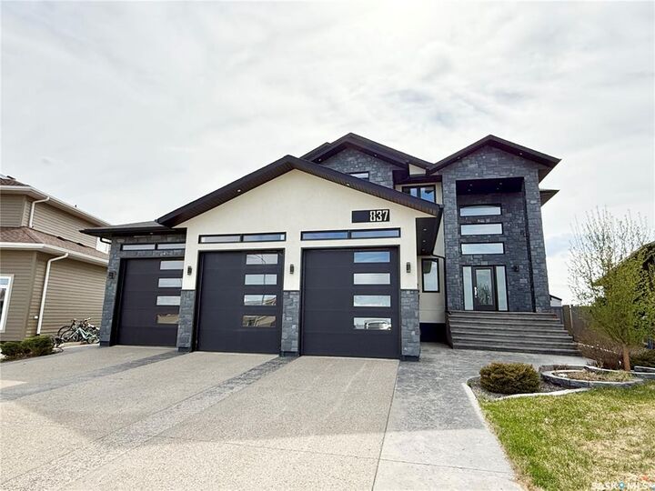 837 Johnston Drive  Weyburn SK S4H 3M5 photo