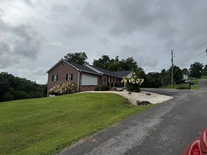 Property Photo: 561 Hillsboro Drive VA 24630