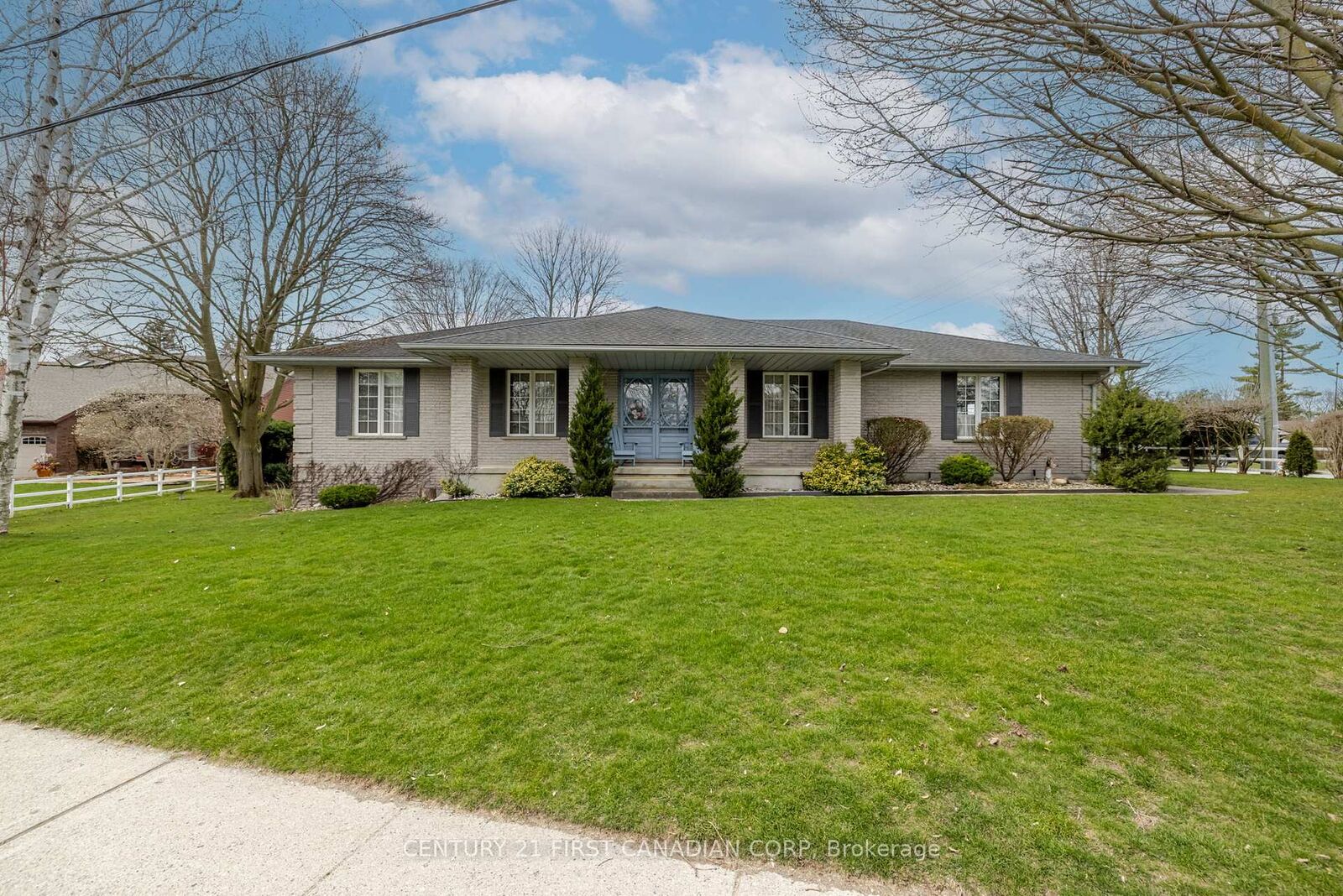 Property Photo:  196 Hull Road  ON N7G 3P2 