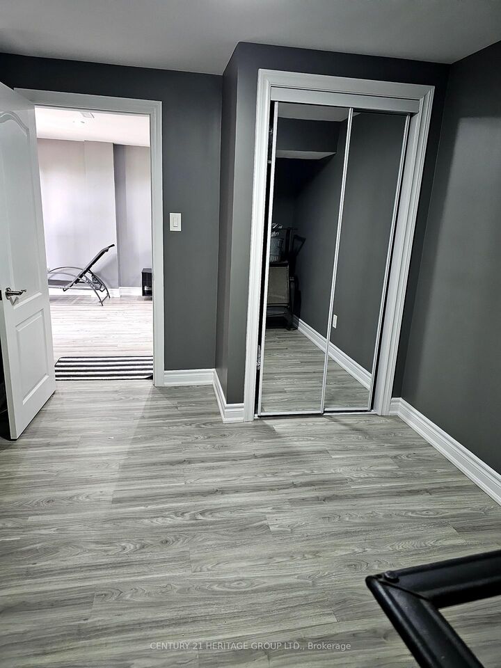 Property Photo:  183 Armstrong Crescent  ON L3Z 0L3 