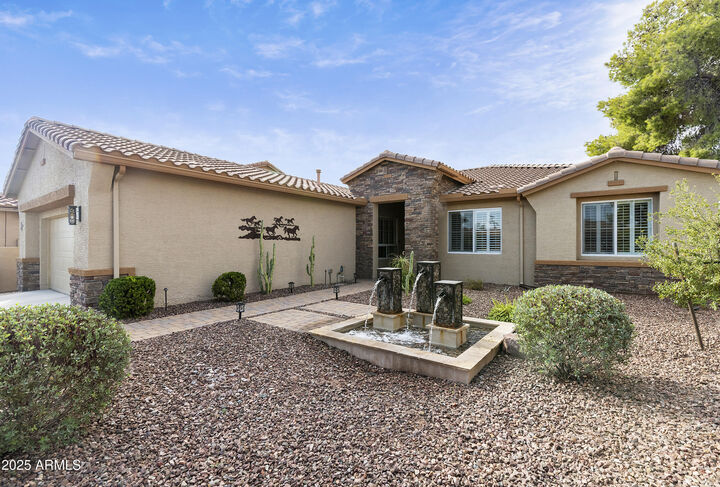 10061 E Coopers Hawk Drive  Sun Lakes AZ 85248 photo