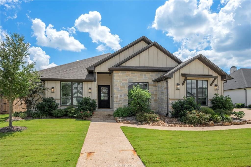 Property Photo: 4810 Crystal Ridge Lane TX 77845