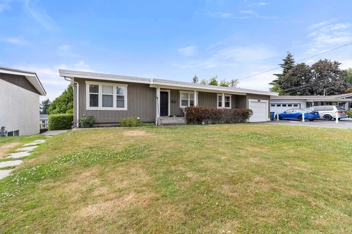 Property Photo:  2277 Rainier Street  BC V2T 3E6 