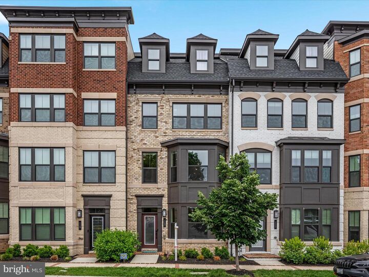 113 Pleasant Street NW 6  Vienna VA 22180 photo