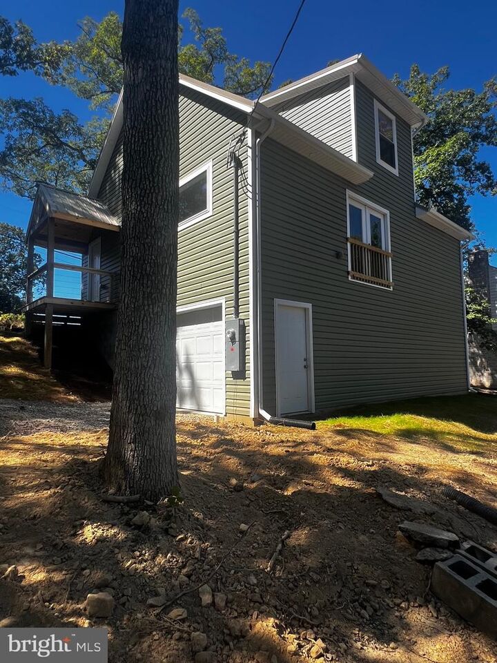 Property Photo: 15 Hilltop Street WV 25411