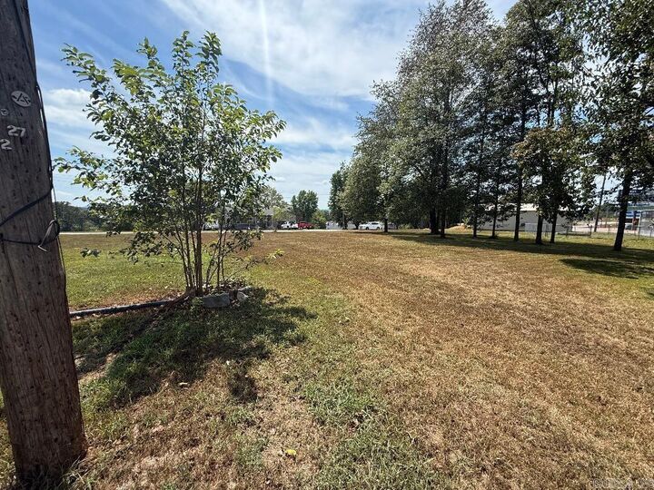 Property Photo: 000 Walnut Hill Lane AR 72626