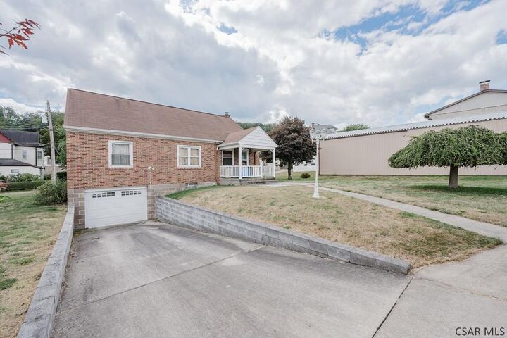 Property Photo:  115 Plainfield Avenue  PA 15905